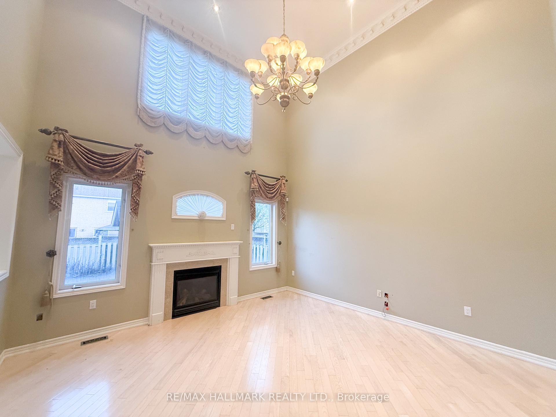 Photo 11 of 47 Eakin Mill Road, Markham, Wismer — HOMEH