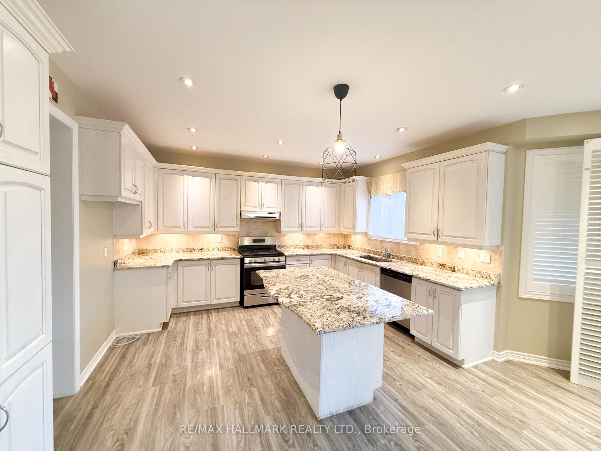 Photo 13 of 47 Eakin Mill Road, Markham, Wismer — HOMEH