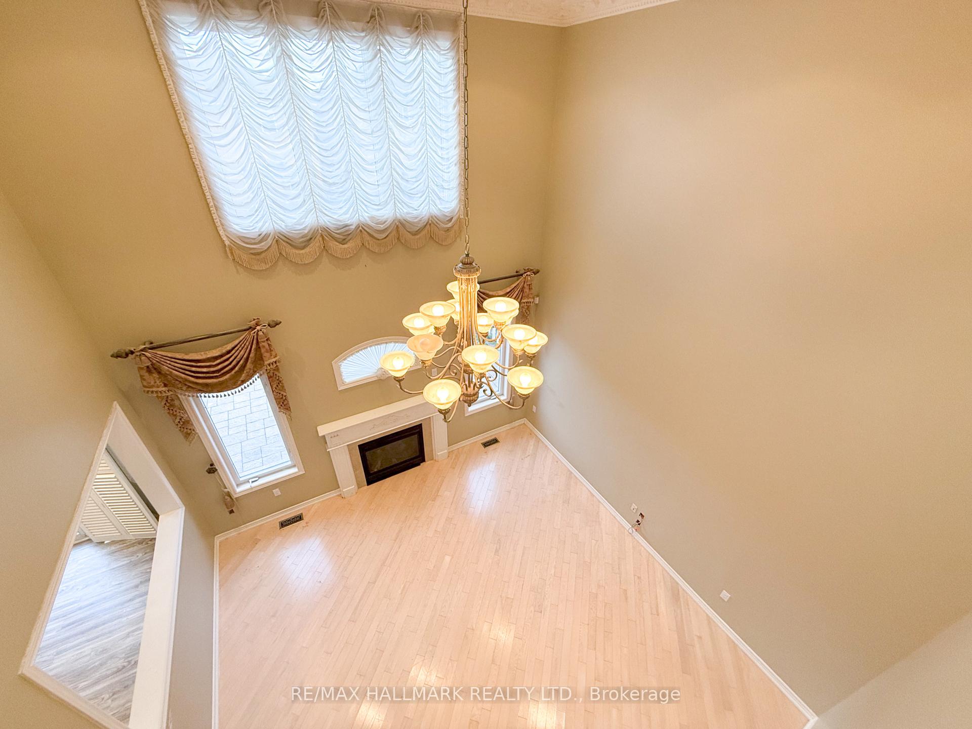 Photo 17 of 47 Eakin Mill Road, Markham, Wismer — HOMEH