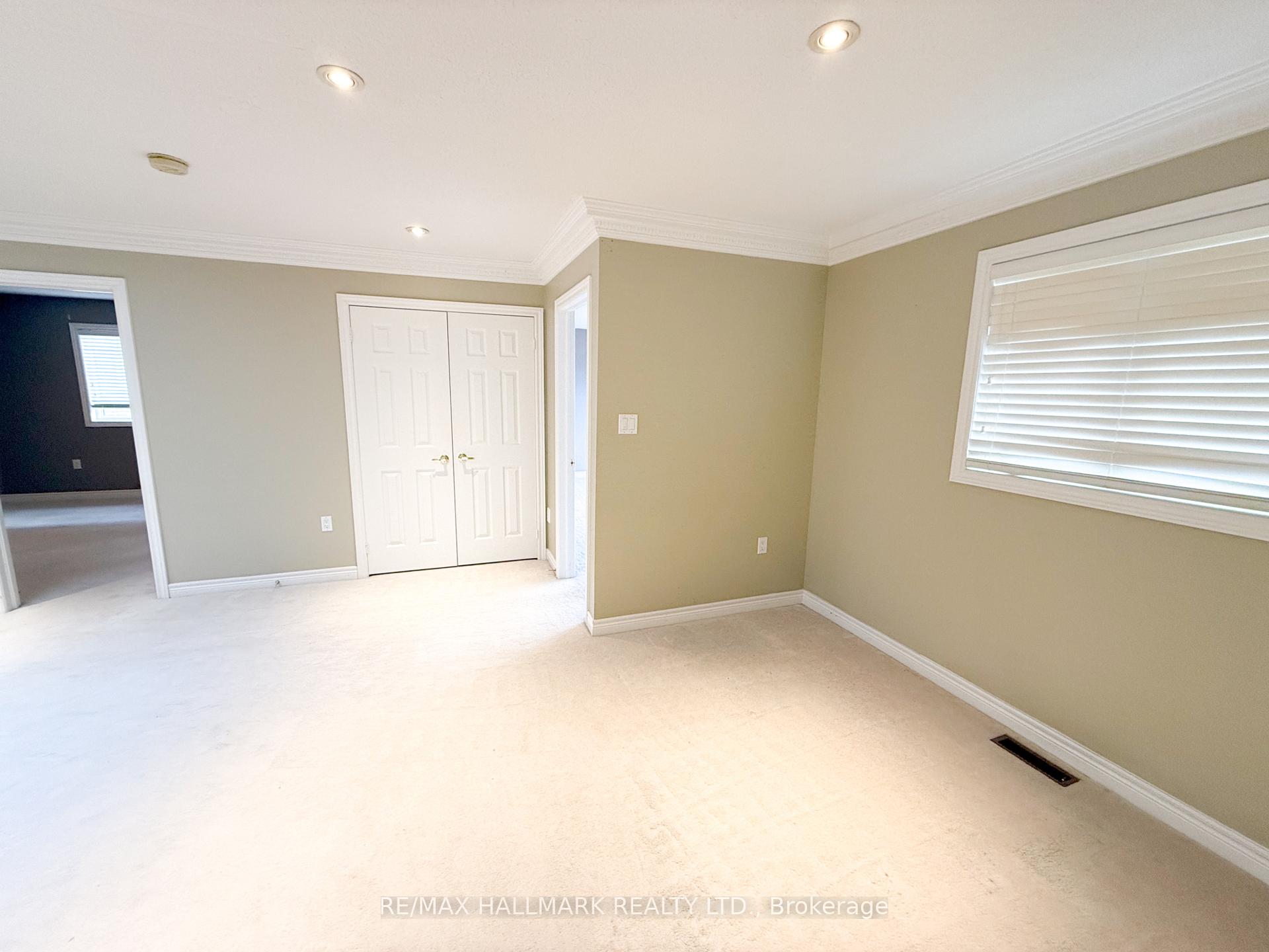 Photo 23 of 47 Eakin Mill Road, Markham, Wismer — HOMEH