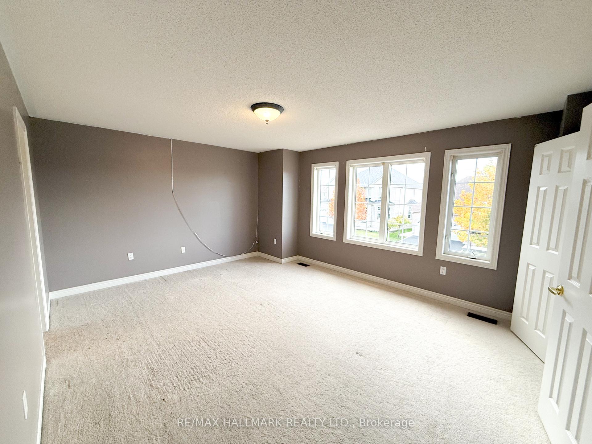 Photo 24 of 47 Eakin Mill Road, Markham, Wismer — HOMEH