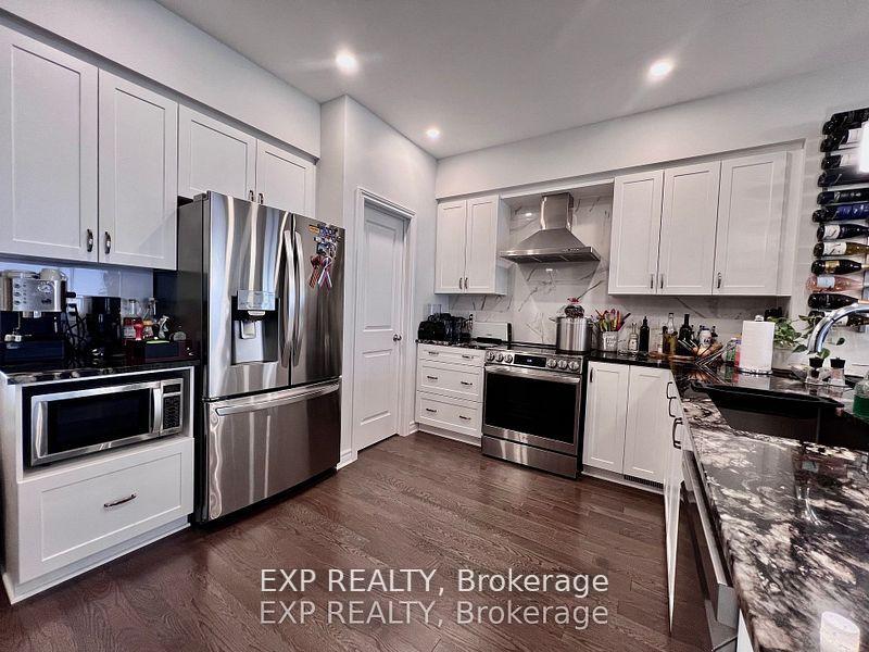 Photo 6 of 926 Brian Good Avenue, Ottawa, Riverside South/Gloucester Glen — HOMEH