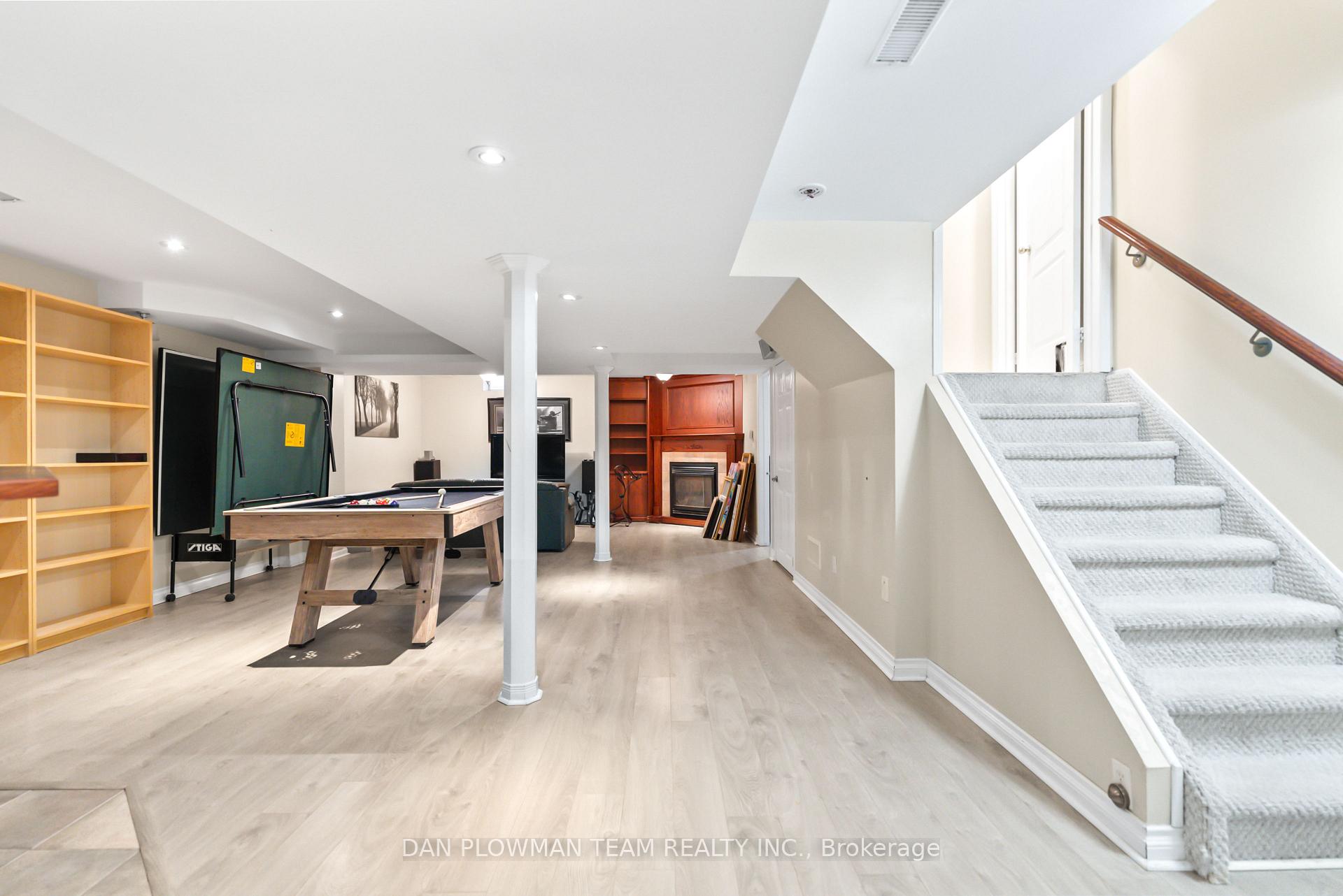 Photo 34 of 7 Wetherburn Drive, Whitby, Williamsburg — HOMEH