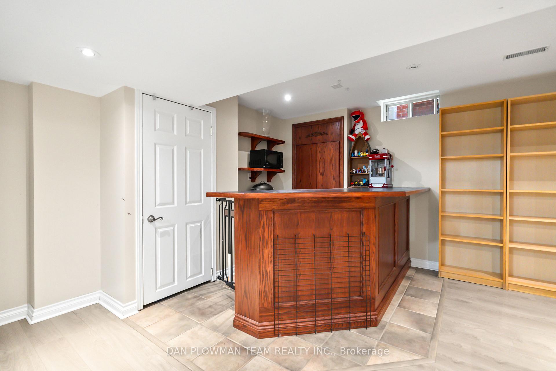 Photo 35 of 7 Wetherburn Drive, Whitby, Williamsburg — HOMEH