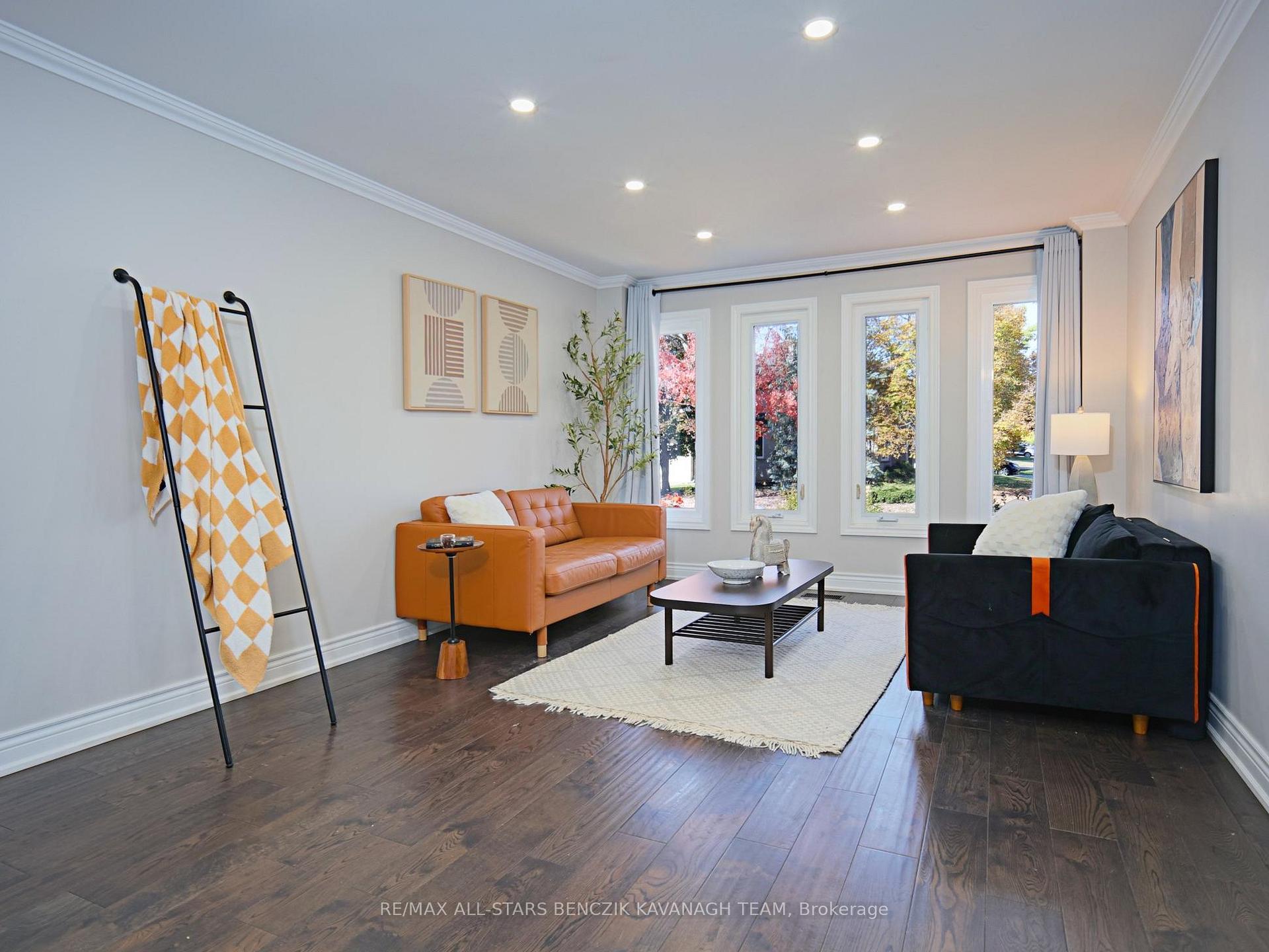 Photo 4 of 61 Smithy Street, Markham, Raymerville — HOMEH