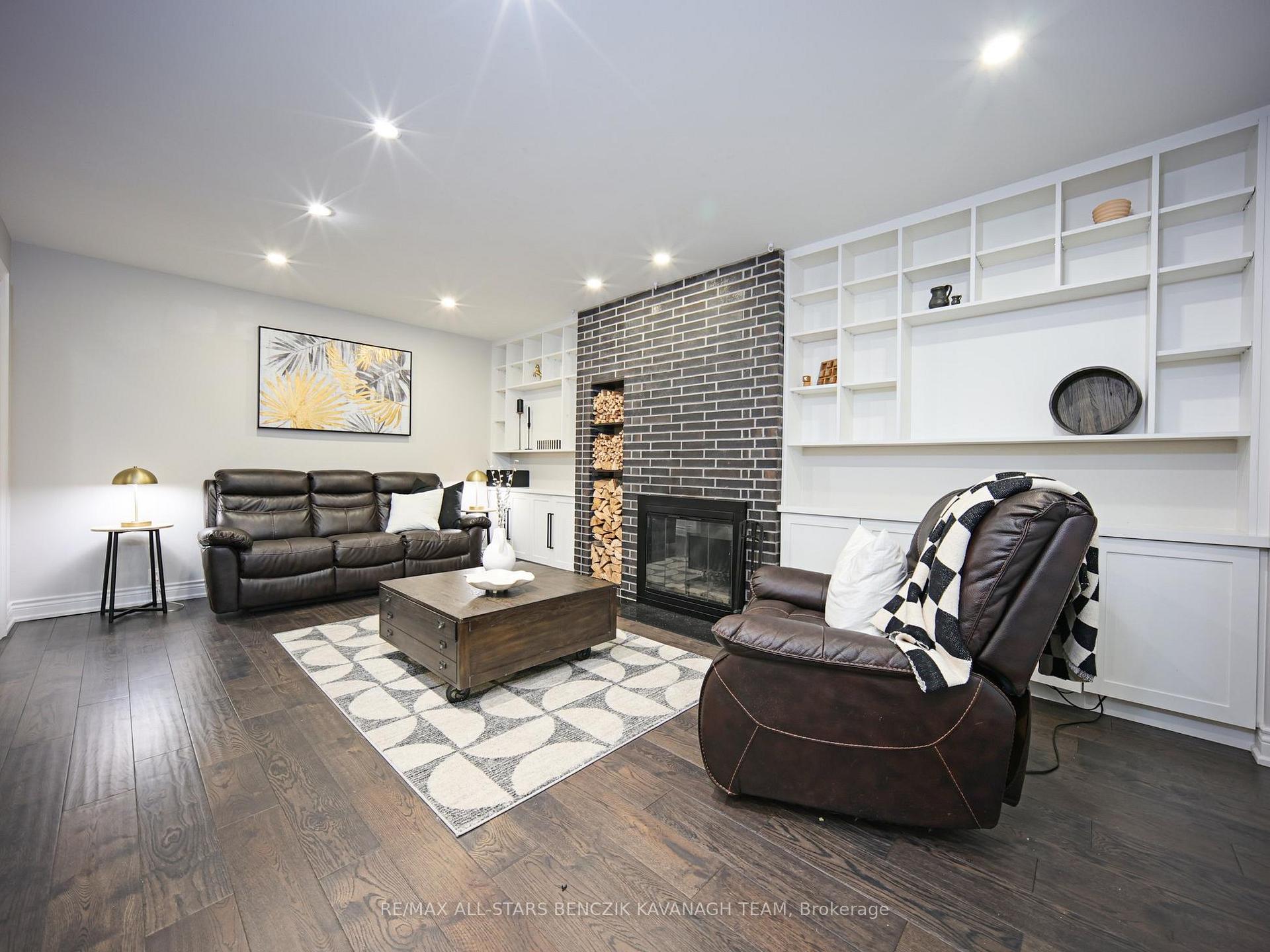 Photo 11 of 61 Smithy Street, Markham, Raymerville — HOMEH