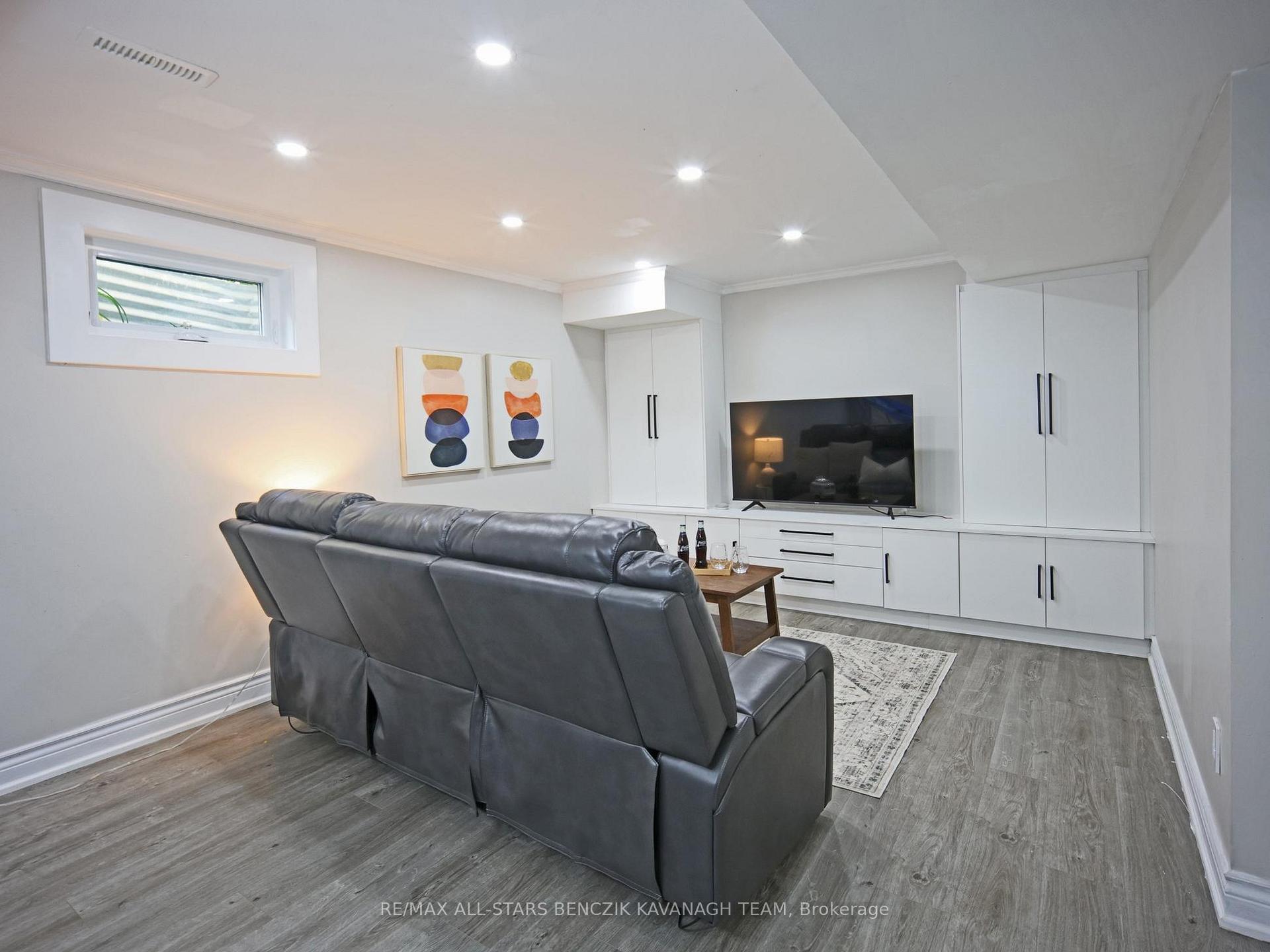 Photo 19 of 61 Smithy Street, Markham, Raymerville — HOMEH