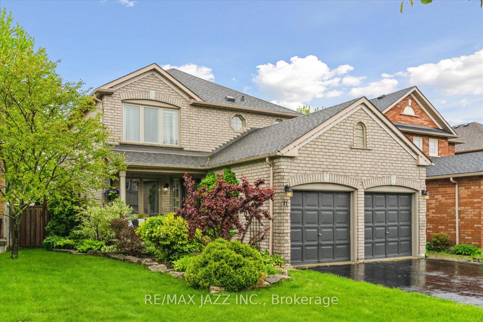 Photo 1 of 11 Griffen Place, Whitby, Rolling Acres — HOMEH