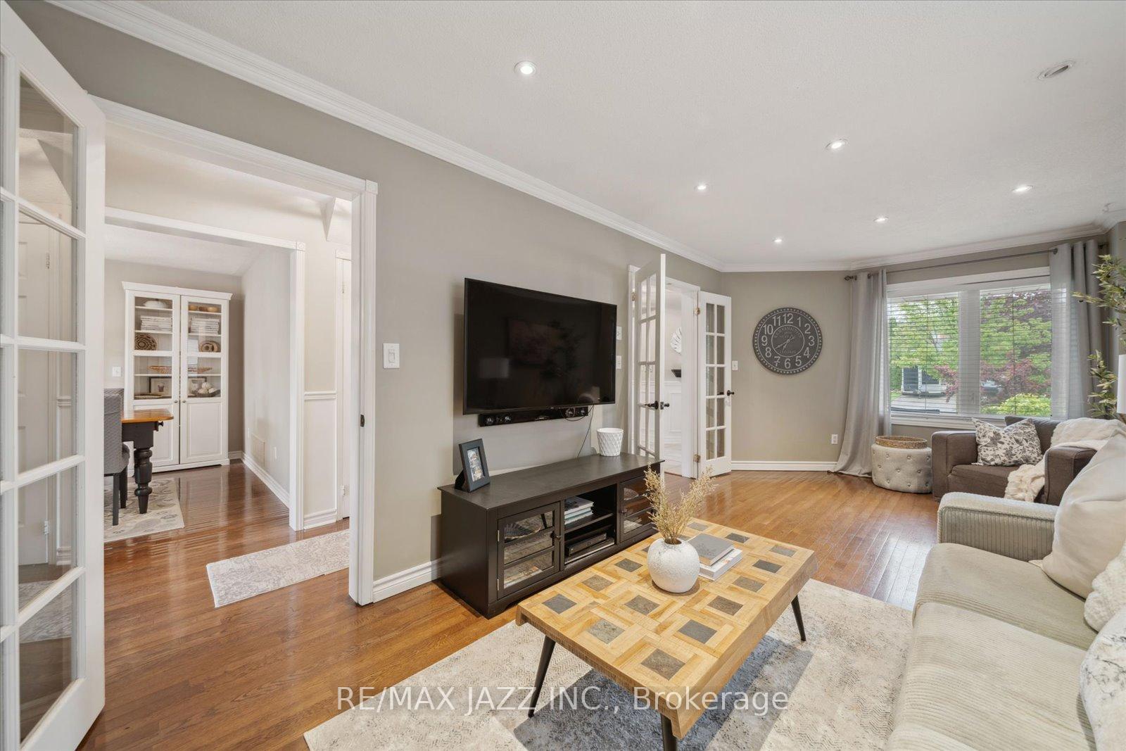 Photo 5 of 11 Griffen Place, Whitby, Rolling Acres — HOMEH