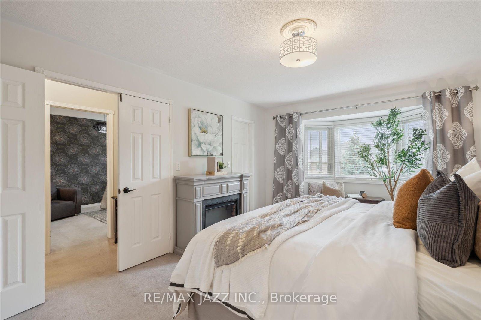 Photo 23 of 11 Griffen Place, Whitby, Rolling Acres — HOMEH