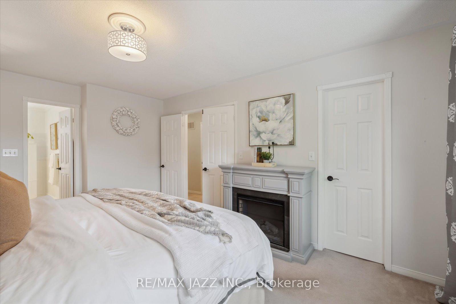Photo 25 of 11 Griffen Place, Whitby, Rolling Acres — HOMEH