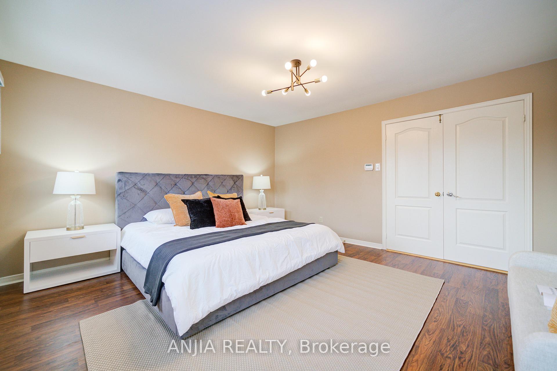 Photo 23 of 117 Redondo Drive, Vaughan, Beverley Glen — HOMEH