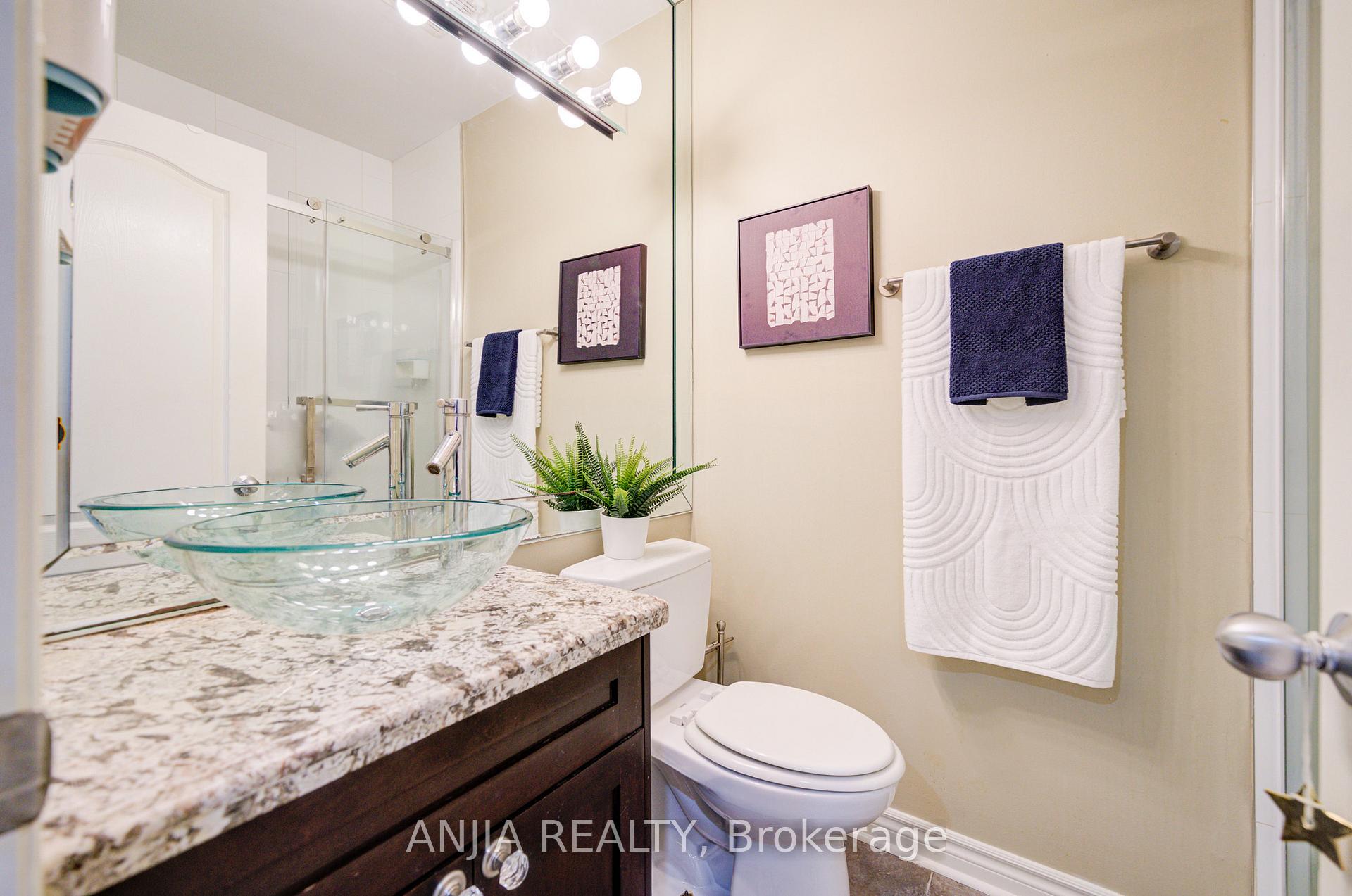 Photo 33 of 117 Redondo Drive, Vaughan, Beverley Glen — HOMEH