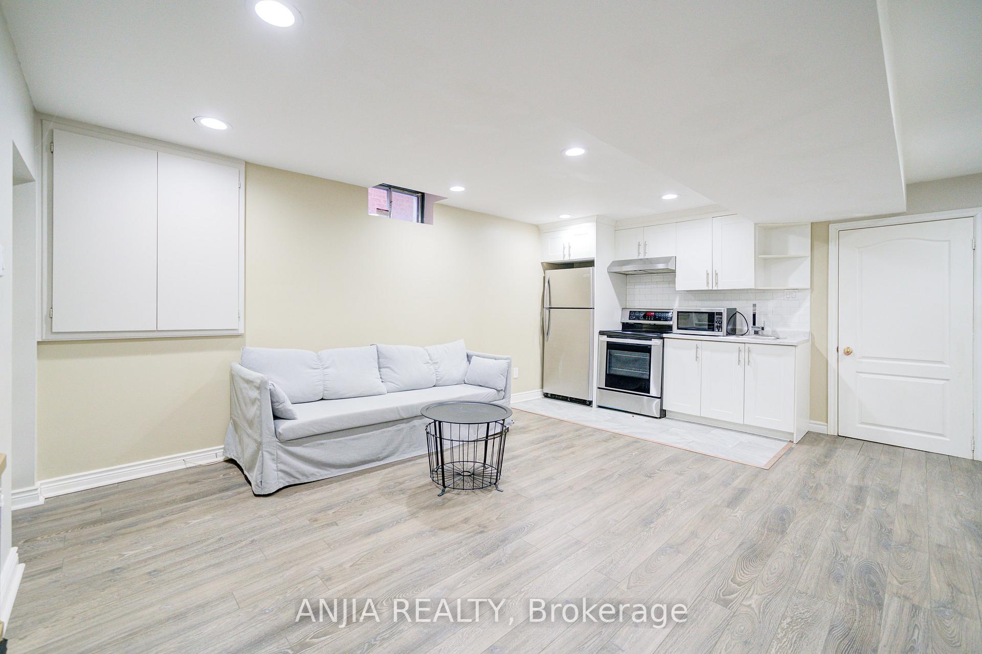 Photo 41 of 117 Redondo Drive, Vaughan, Beverley Glen — HOMEH