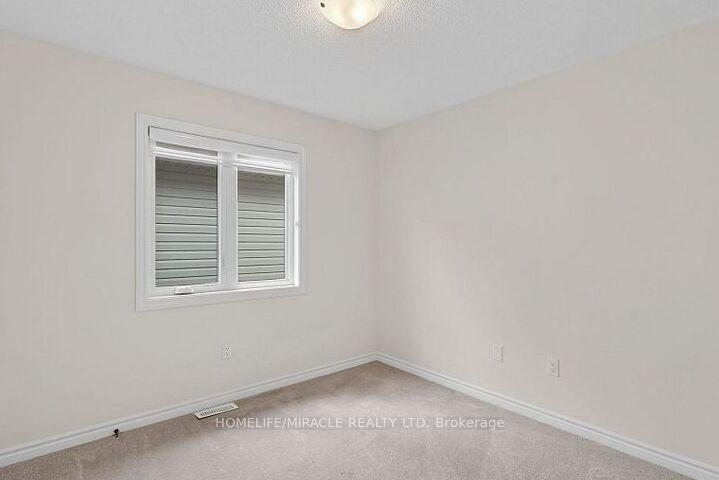 Photo 24 of 11 Phoenix Boulevard, Barrie, Rural Barrie Southeast — HOMEH