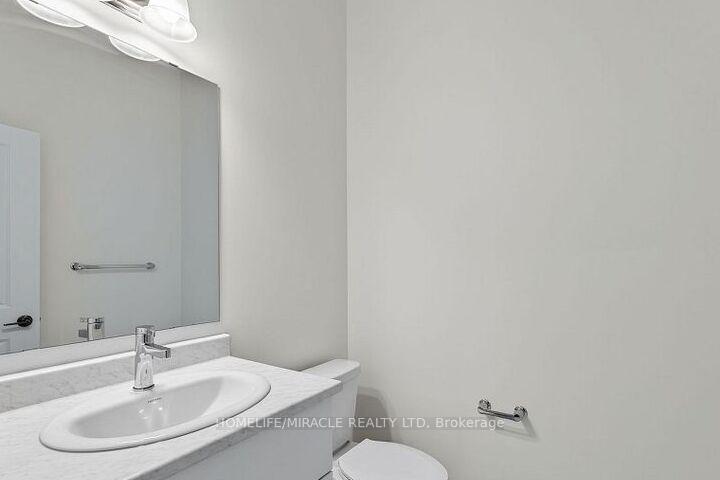 Photo 34 of 11 Phoenix Boulevard, Barrie, Rural Barrie Southeast — HOMEH