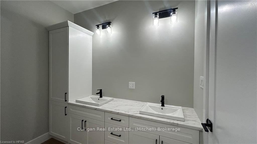 Photo 3 of 223D Thames Avenue, West Perth, Mitchell — HOMEH