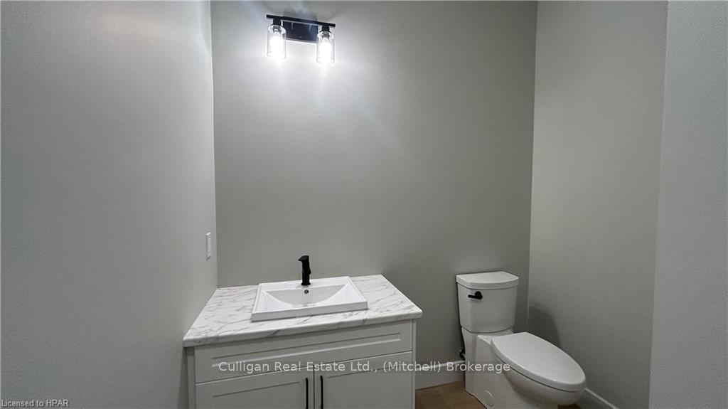Photo 8 of 223D Thames Avenue, West Perth, Mitchell — HOMEH