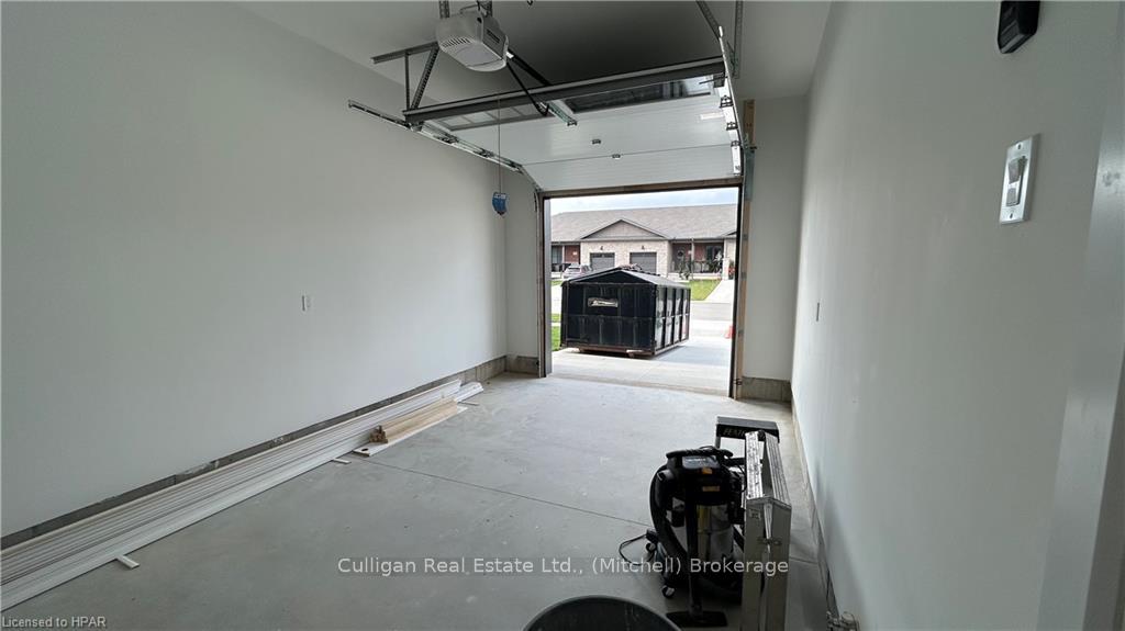 Photo 10 of 223D Thames Avenue, West Perth, Mitchell — HOMEH