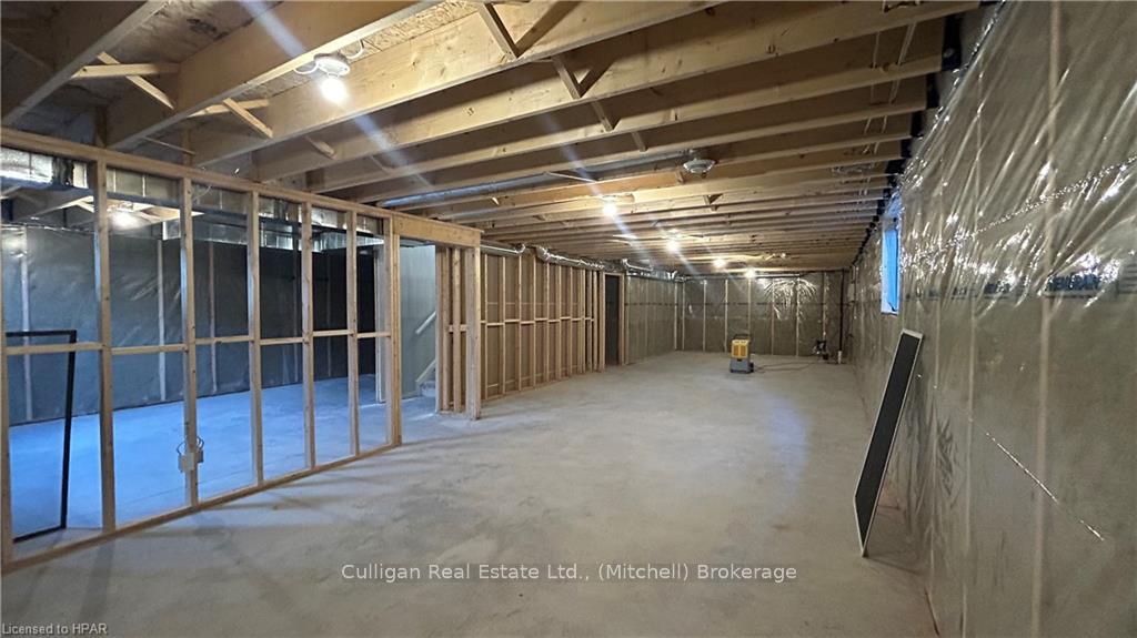 Photo 11 of 223D Thames Avenue, West Perth, Mitchell — HOMEH