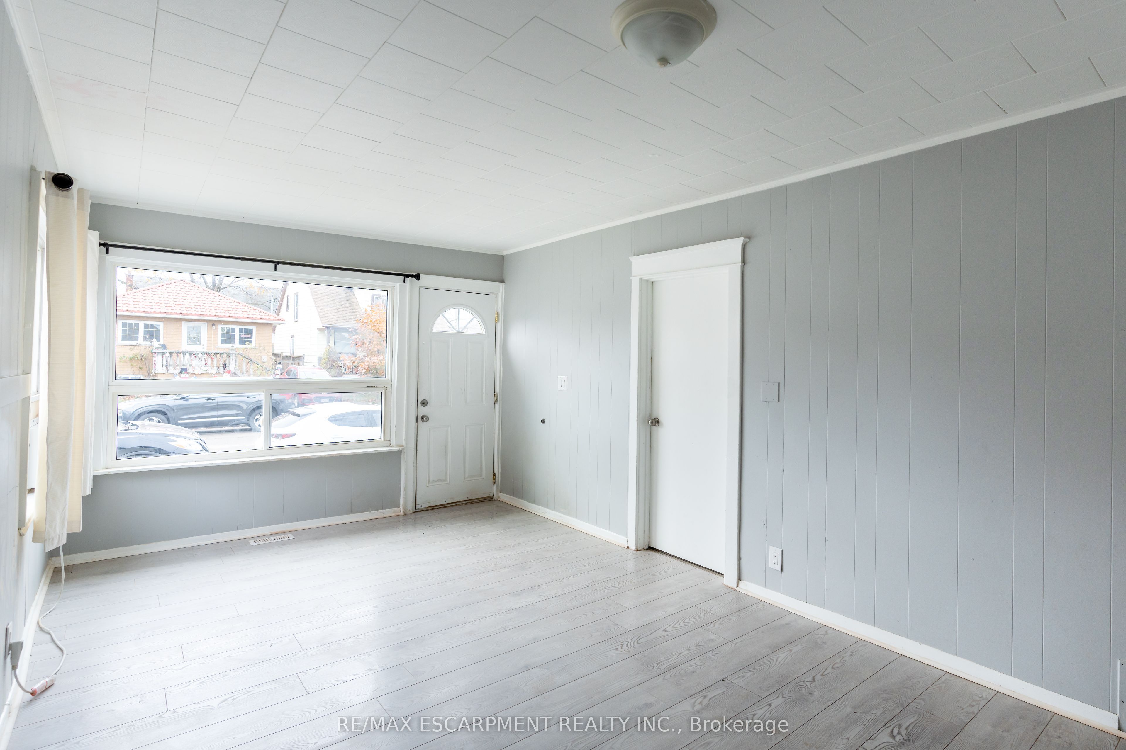Photo 44 of 289 Roxborough Avenue N, Hamilton, Crown Point — HOMEH