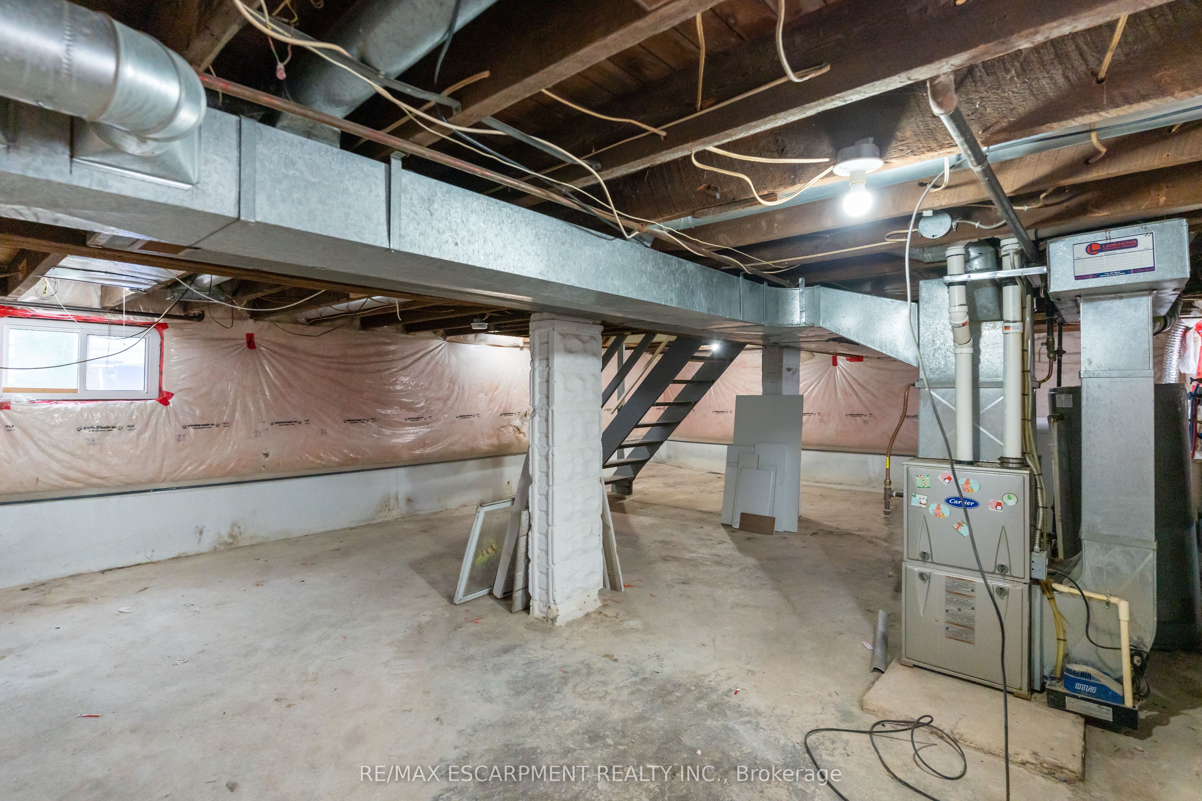 Photo 68 of 289 Roxborough Avenue N, Hamilton, Crown Point — HOMEH