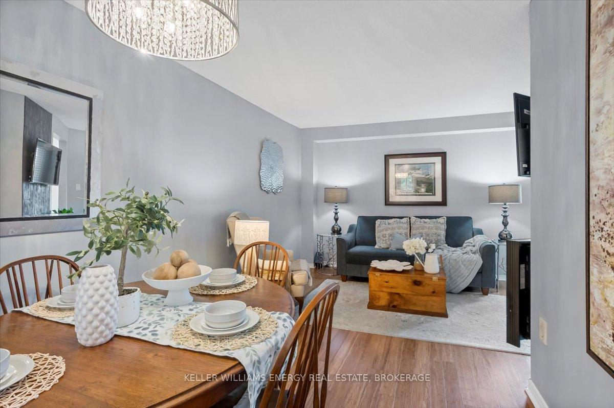 Photo 11 of 63 Fulton Crescent, Whitby, Williamsburg — HOMEH