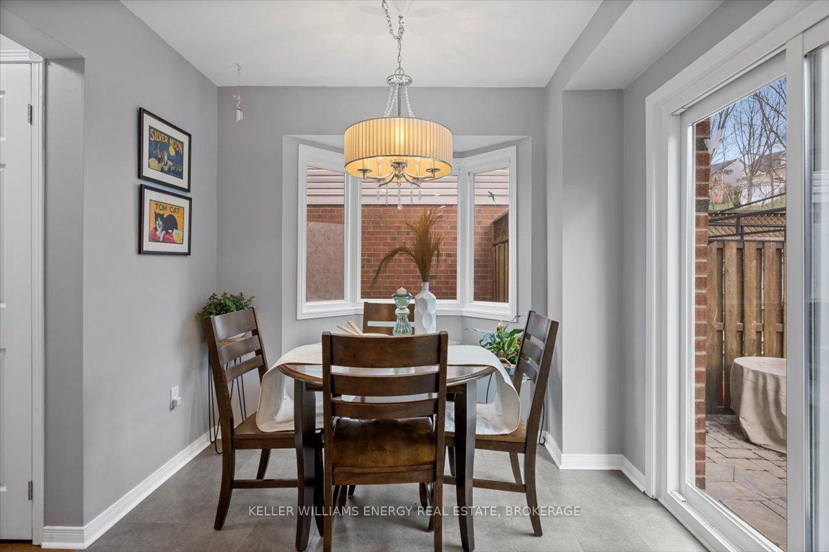 Photo 16 of 63 Fulton Crescent, Whitby, Williamsburg — HOMEH