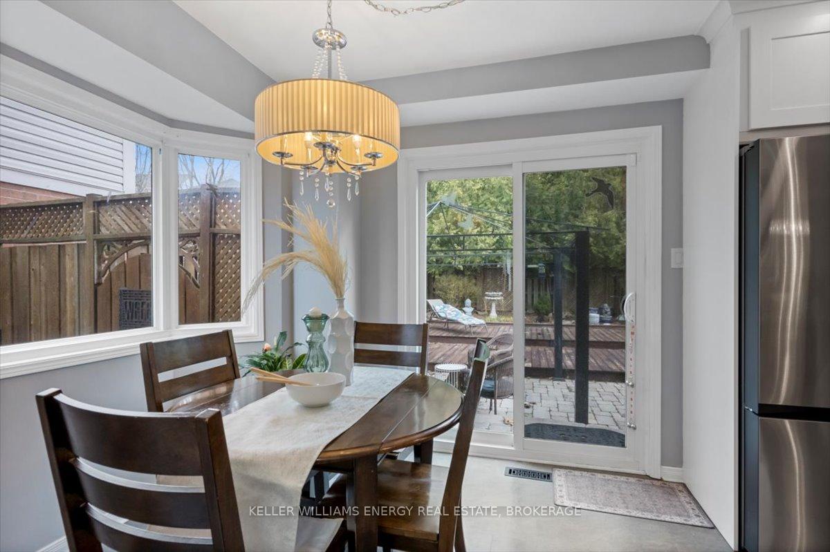 Photo 17 of 63 Fulton Crescent, Whitby, Williamsburg — HOMEH