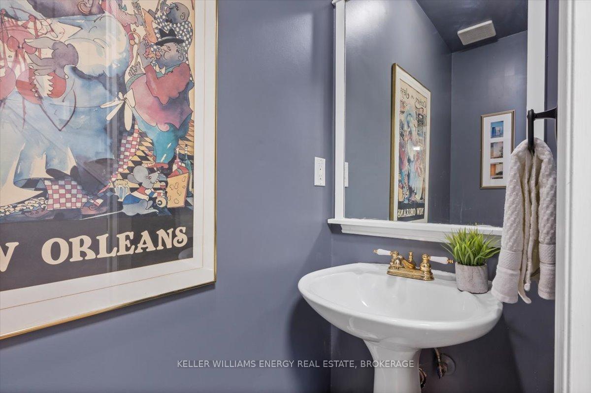 Photo 18 of 63 Fulton Crescent, Whitby, Williamsburg — HOMEH