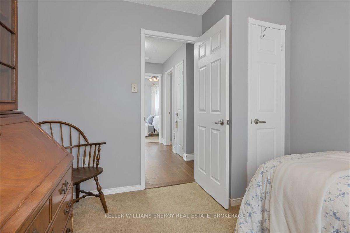 Photo 25 of 63 Fulton Crescent, Whitby, Williamsburg — HOMEH
