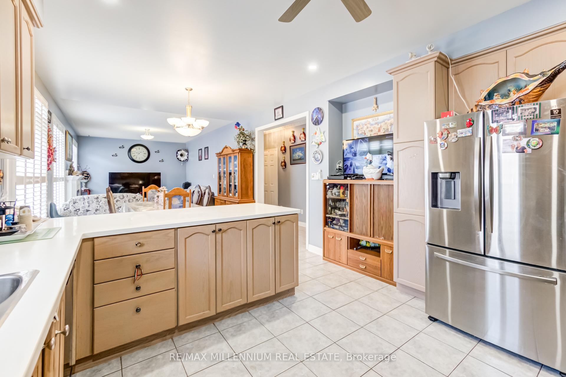 Photo 18 of 76 Vellore Avenue, Vaughan, Vellore Village — HOMEH