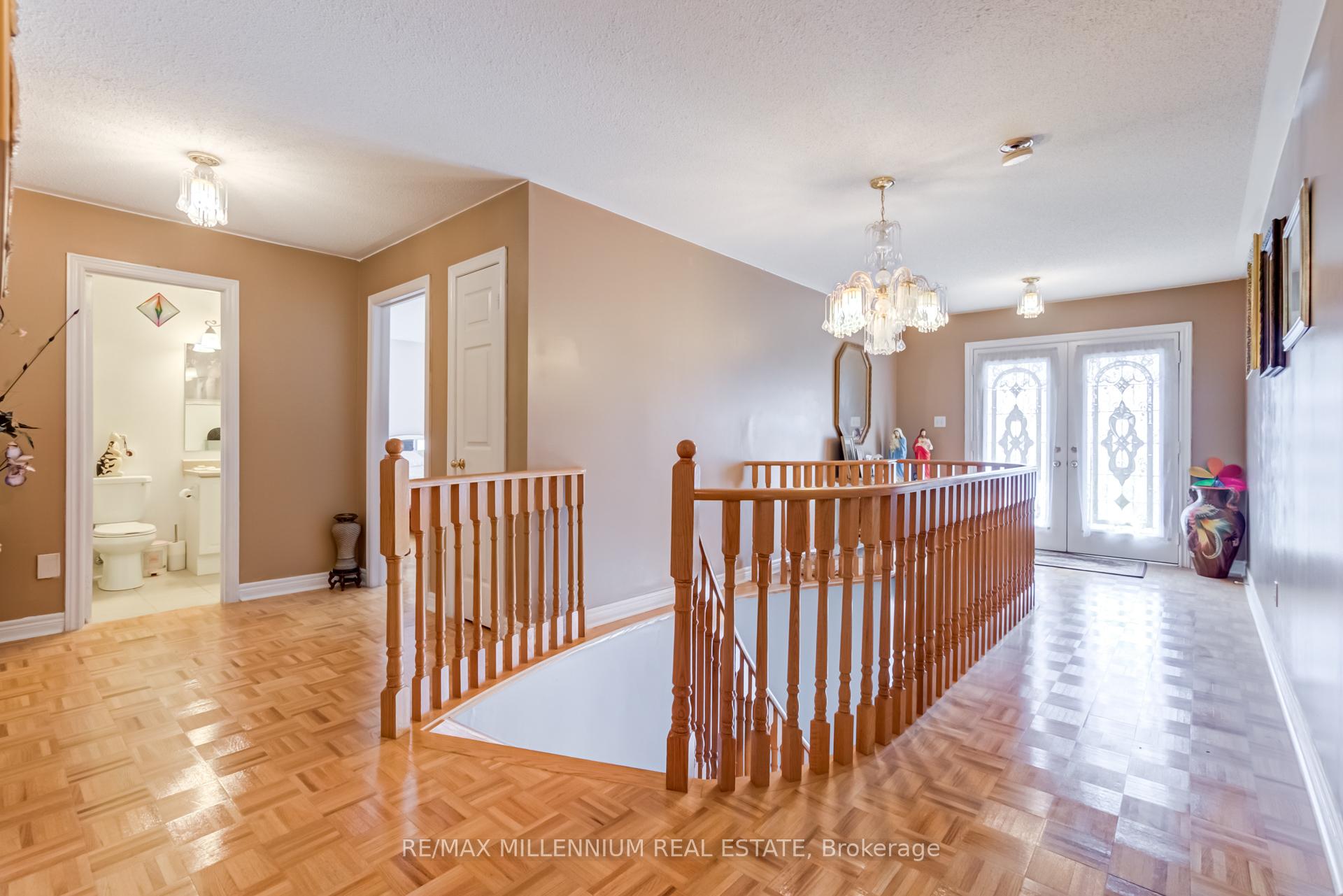 Photo 23 of 76 Vellore Avenue, Vaughan, Vellore Village — HOMEH