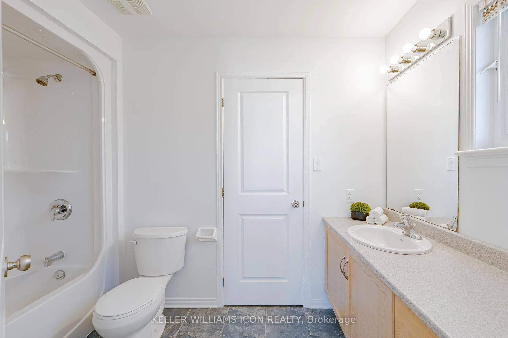 Photo 43 of 763 Kilbirnie Drive, Ottawa, Barrhaven - Stonebridge — HOMEH