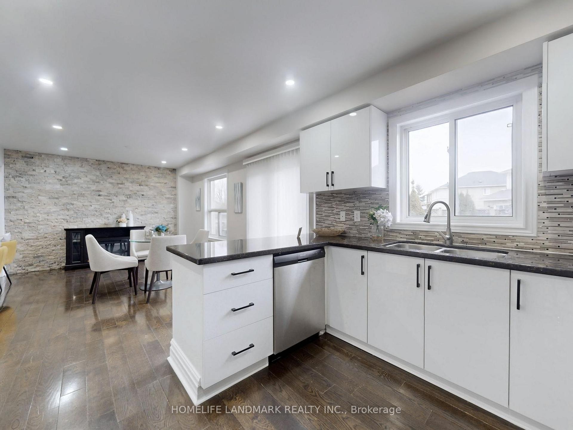 Photo 16 of 143 Baycliffe Drive, Whitby, Williamsburg — HOMEH