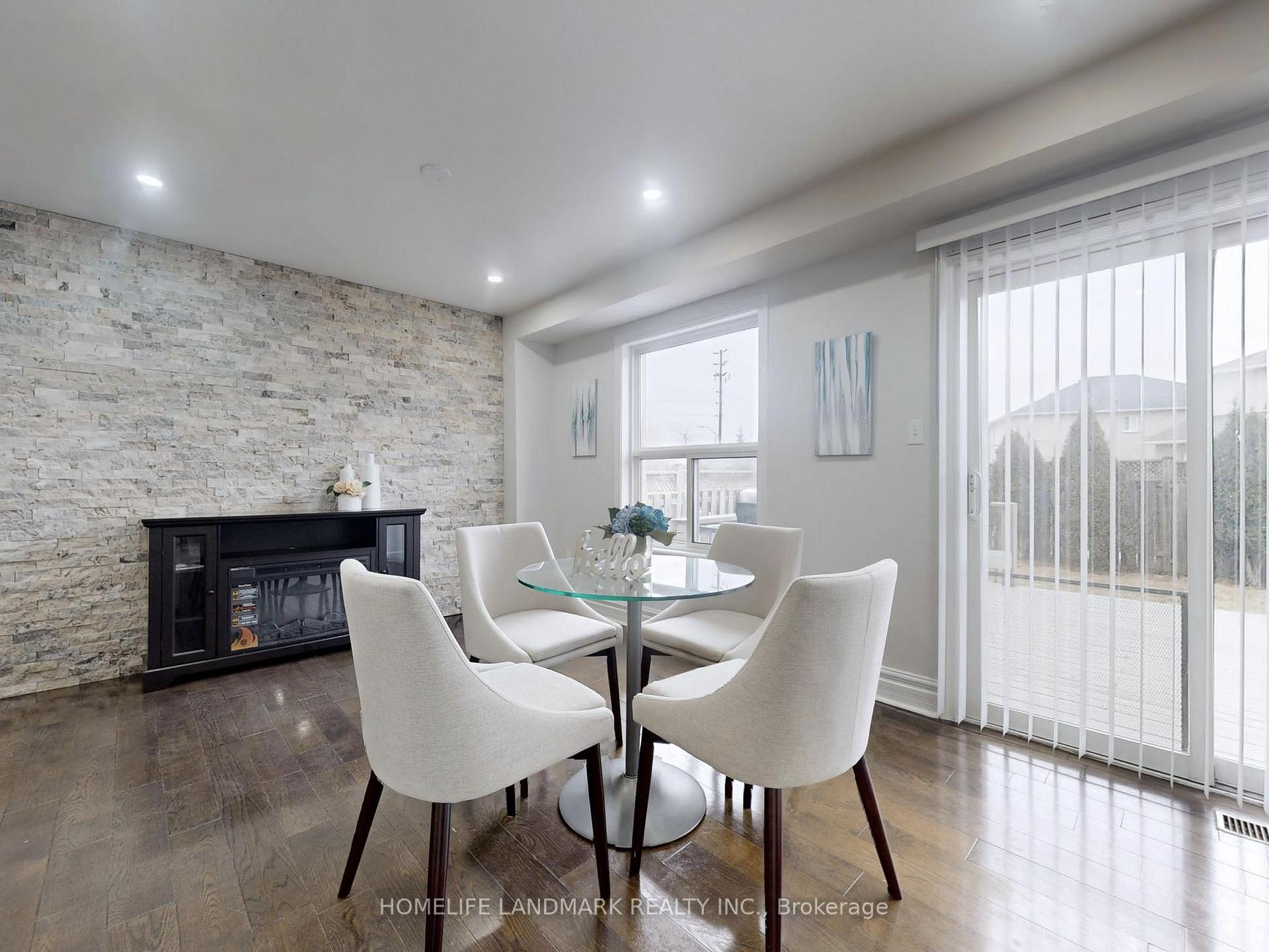 Photo 18 of 143 Baycliffe Drive, Whitby, Williamsburg — HOMEH