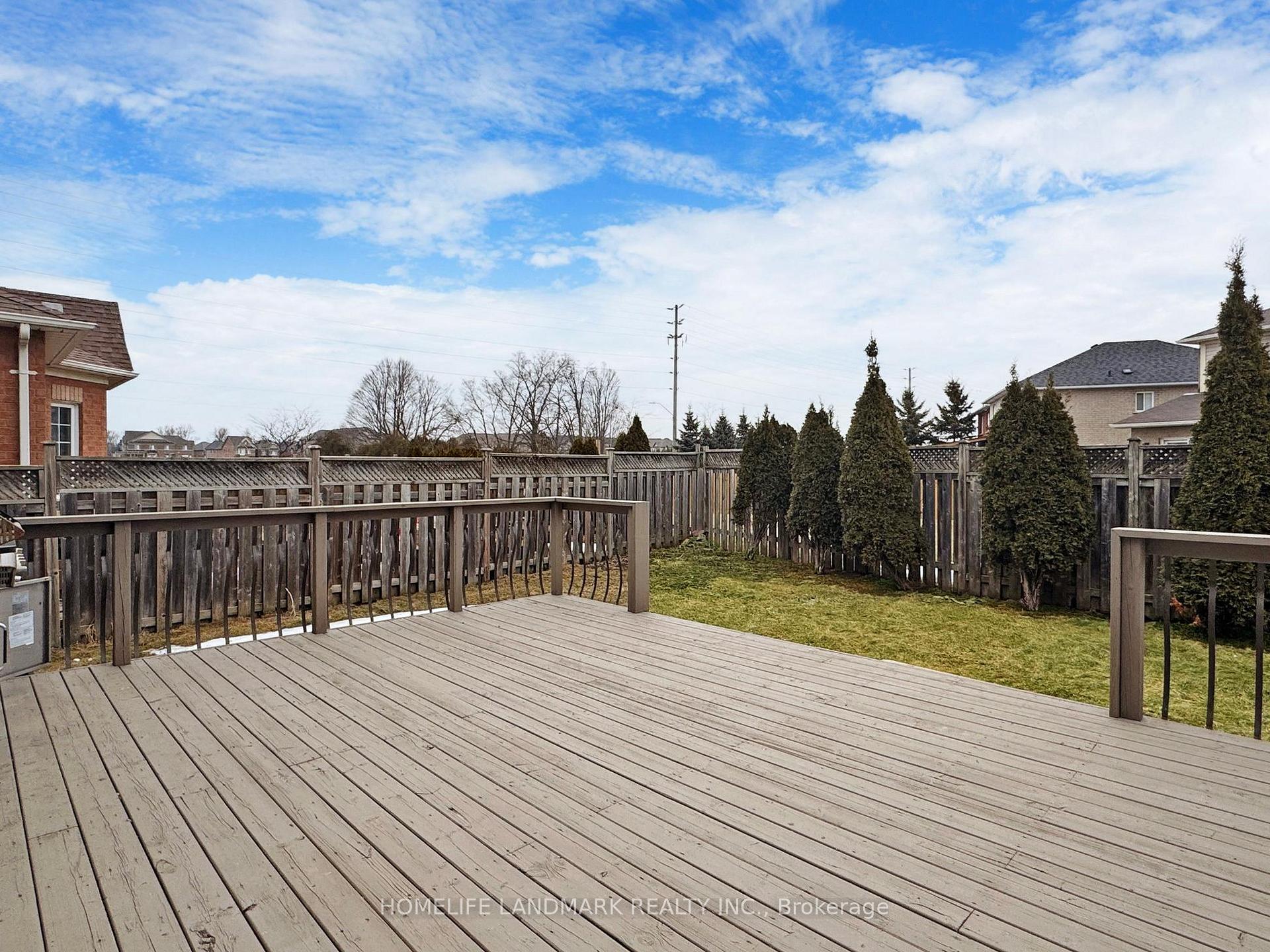Photo 50 of 143 Baycliffe Drive, Whitby, Williamsburg — HOMEH