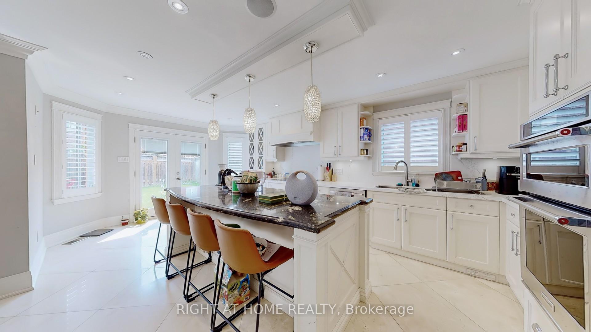 Photo 13 of Unit Main, 278 Barrhill Road, Vaughan, Maple — HOMEH