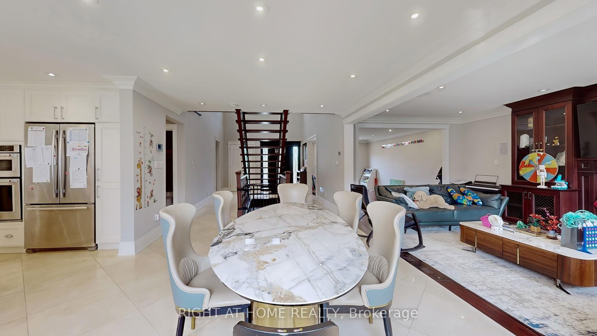 Photo 19 of Unit Main, 278 Barrhill Road, Vaughan, Maple — HOMEH