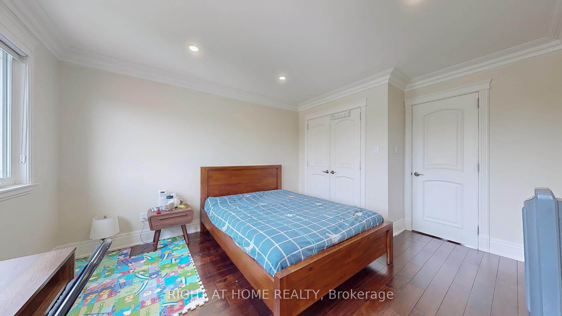 Photo 40 of Unit Main, 278 Barrhill Road, Vaughan, Maple — HOMEH