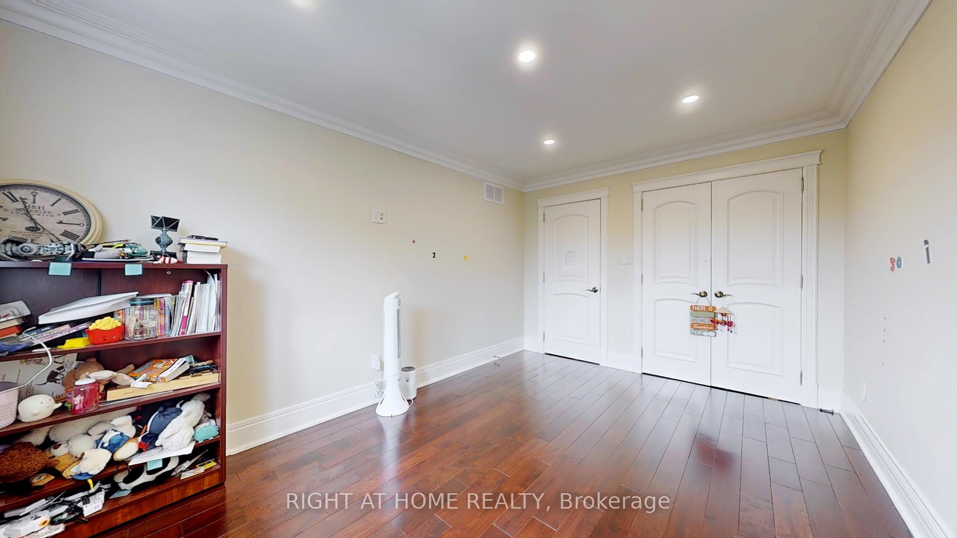 Photo 43 of Unit Main, 278 Barrhill Road, Vaughan, Maple — HOMEH