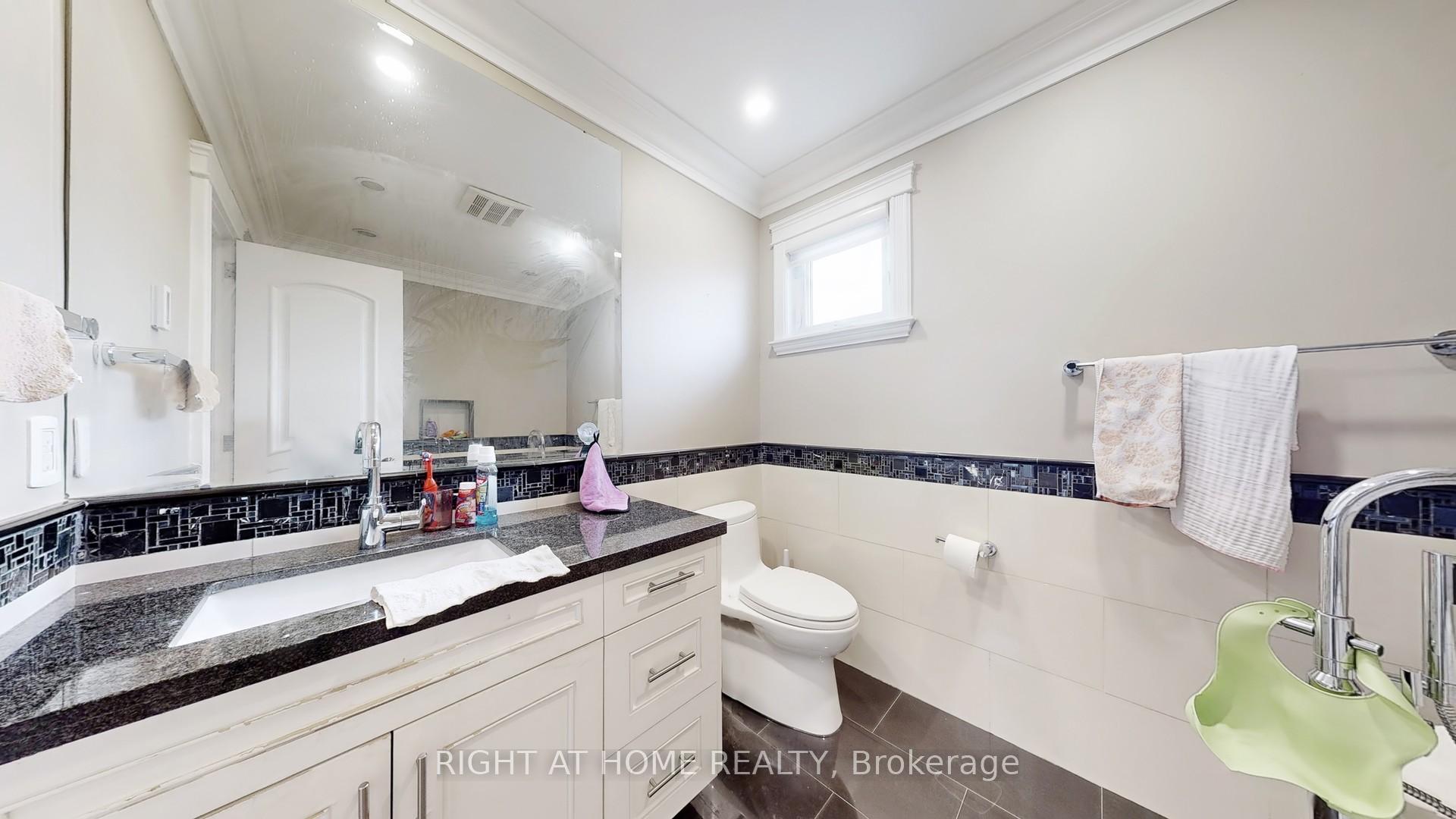 Photo 44 of Unit Main, 278 Barrhill Road, Vaughan, Maple — HOMEH