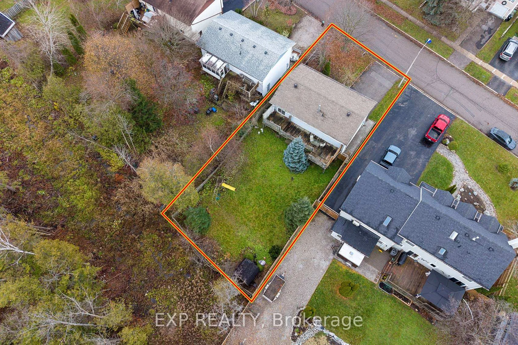 Photo 33 of 310 Crawford Street, Barrie, Ardagh — HOMEH
