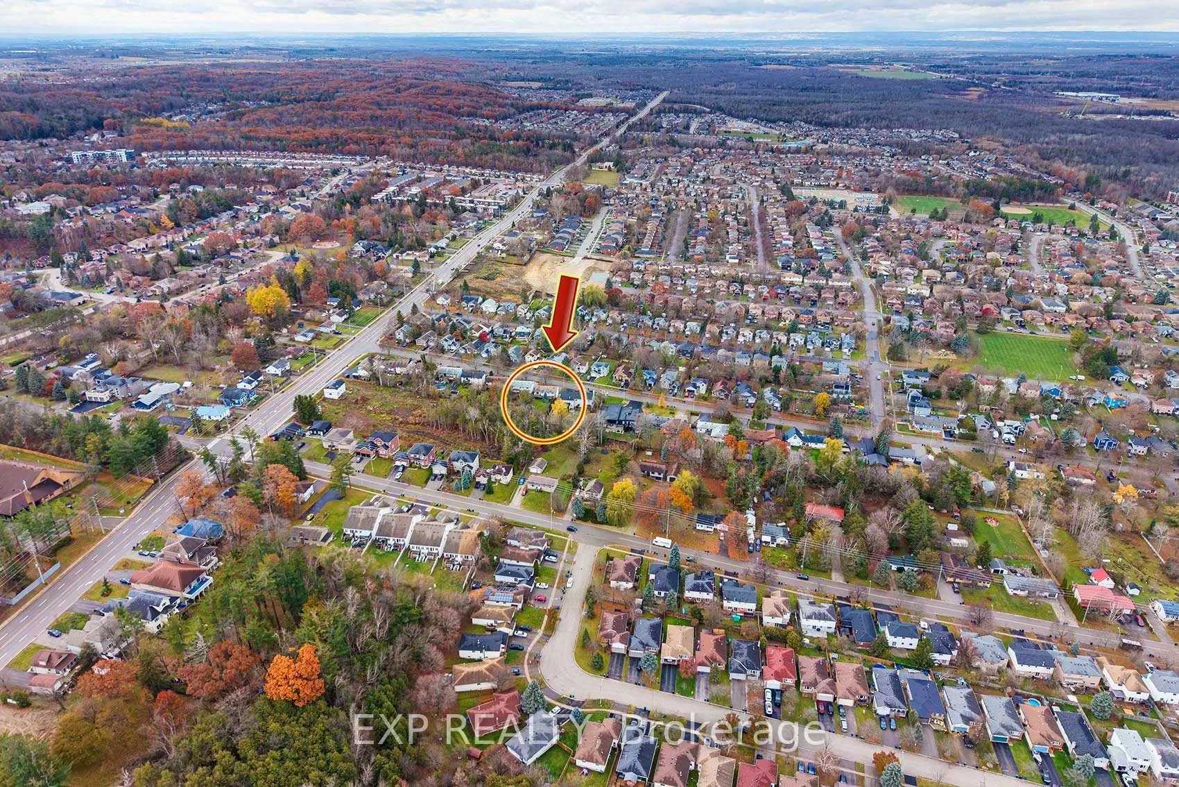 Photo 37 of 310 Crawford Street, Barrie, Ardagh — HOMEH