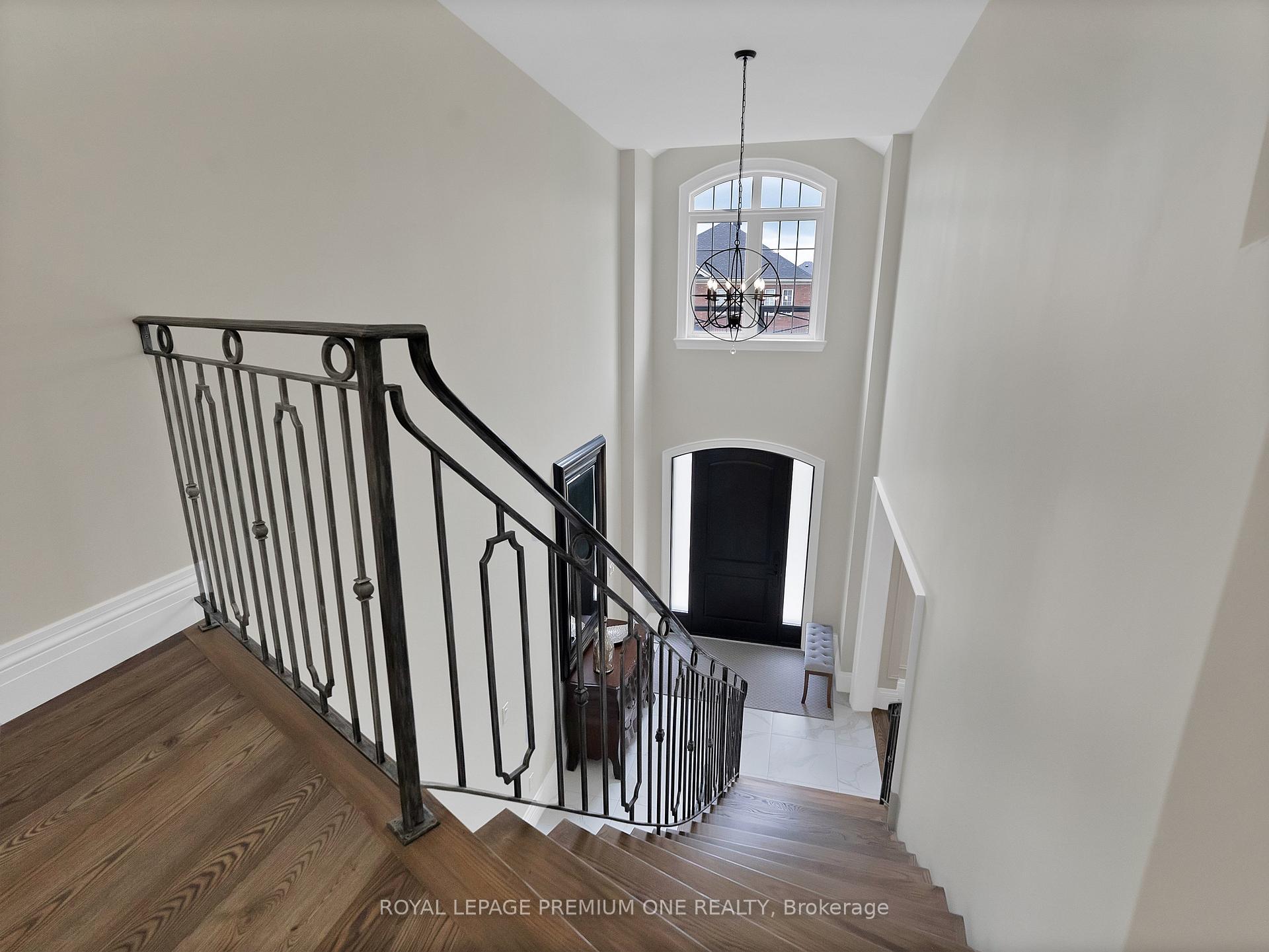 Photo 14 of 163 Tonner Crescent, Aurora, Bayview Northeast — HOMEH