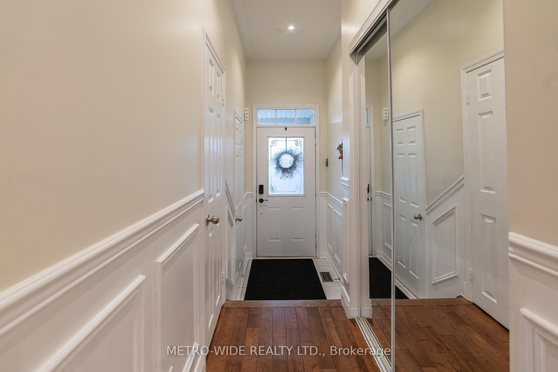 Photo 8 of 51 Silverwood Circle, Ajax, Central East — HOMEH