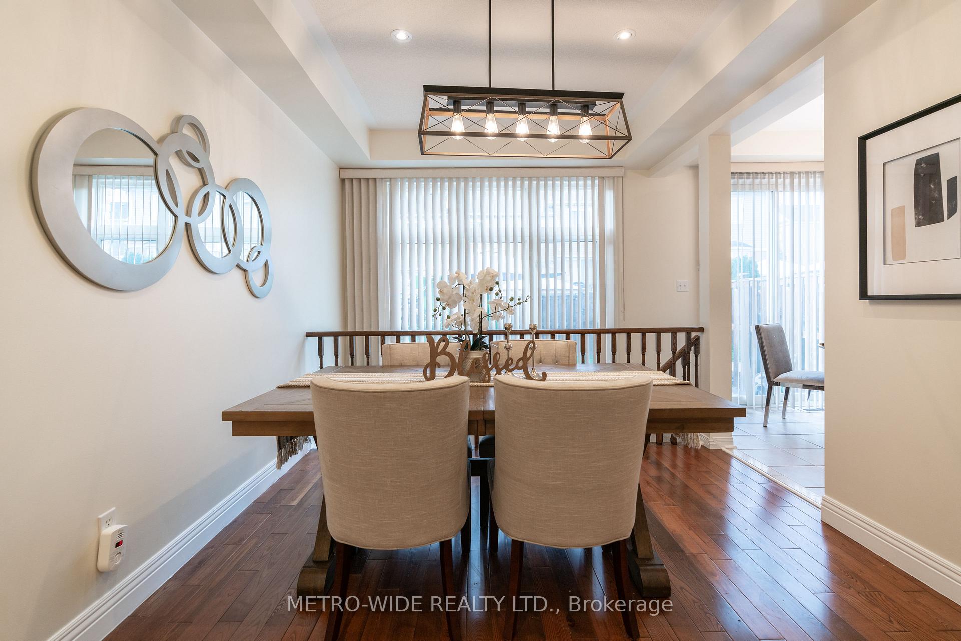 Photo 13 of 51 Silverwood Circle, Ajax, Central East — HOMEH