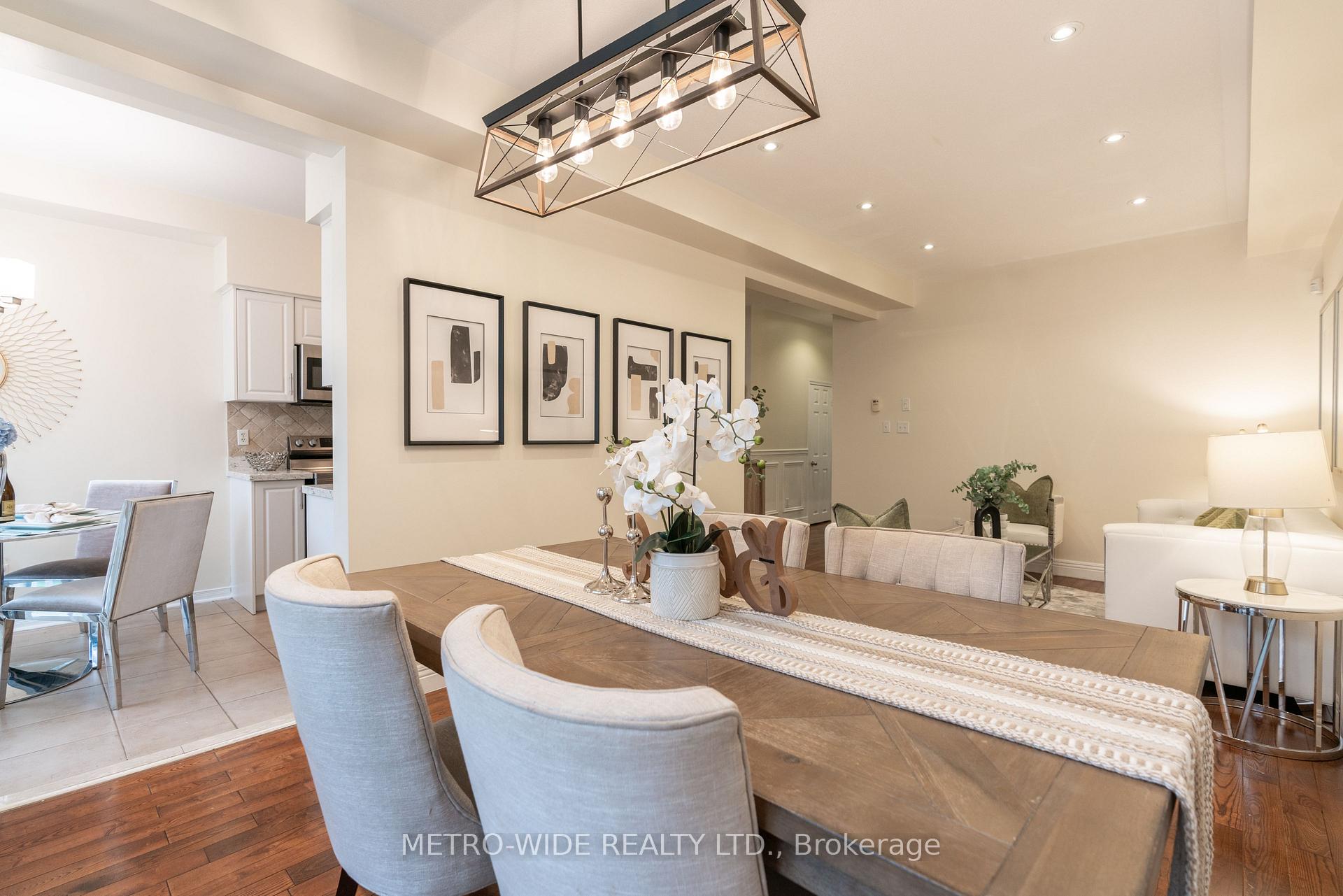 Photo 16 of 51 Silverwood Circle, Ajax, Central East — HOMEH