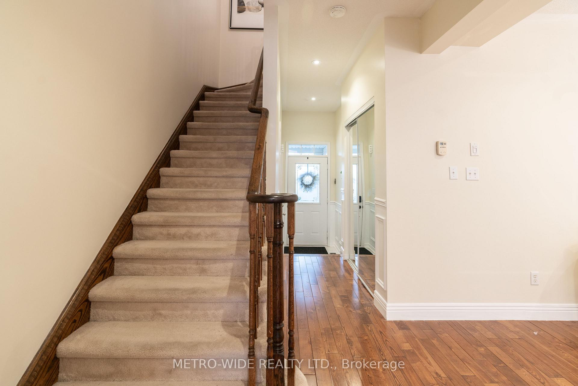 Photo 33 of 51 Silverwood Circle, Ajax, Central East — HOMEH