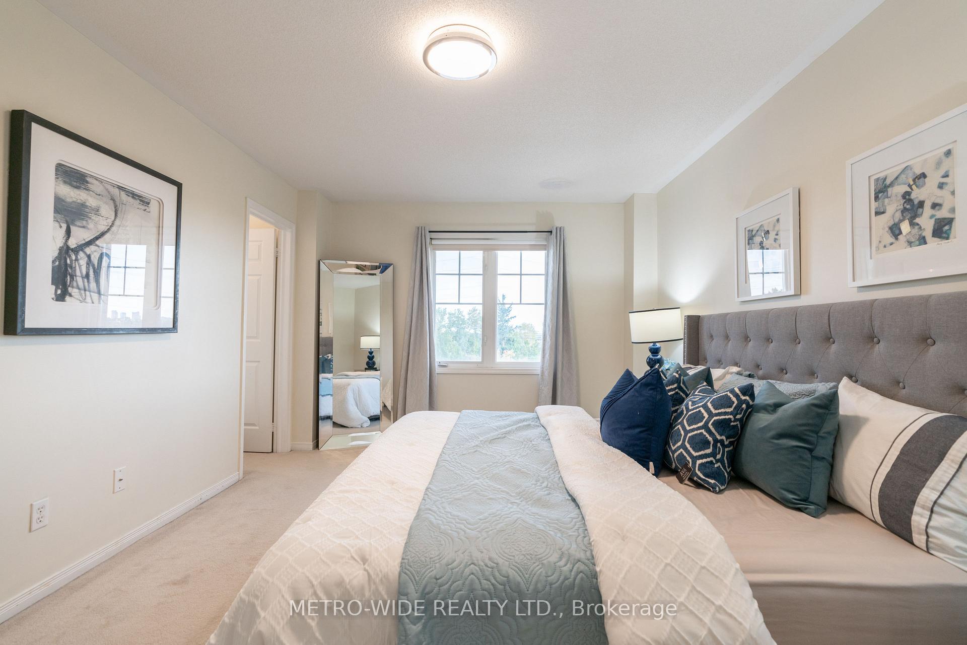 Photo 45 of 51 Silverwood Circle, Ajax, Central East — HOMEH